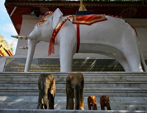 0761 Wat Prathat Doi Suthep.jpg